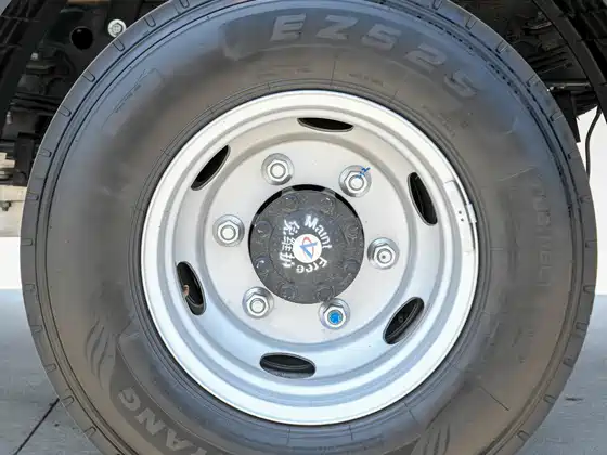 RUICHI C9 tire RUICHI C9 tire